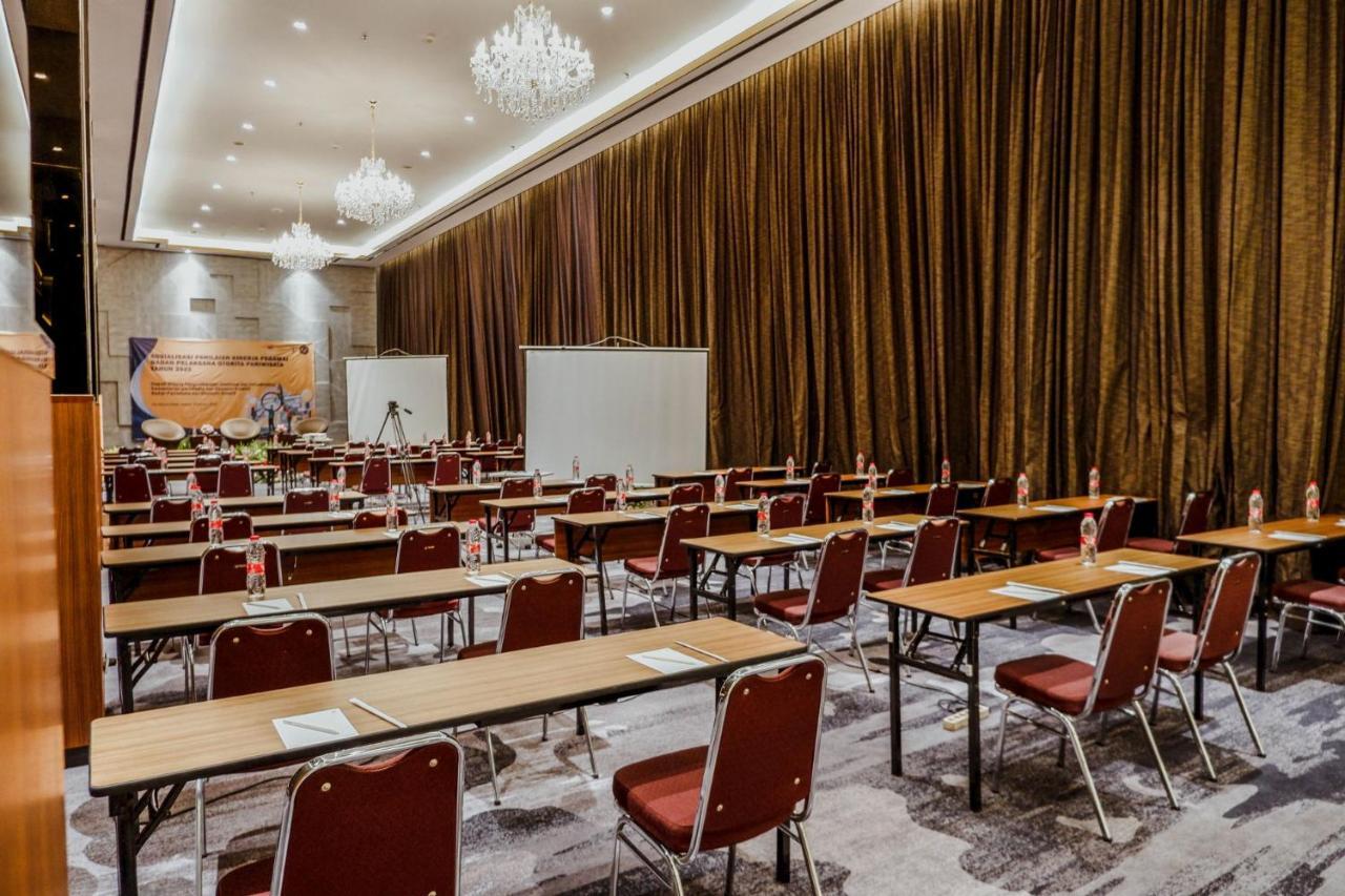 Akmani Hotel Jakarta Exterior foto
